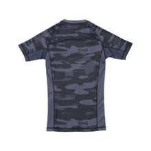 Load image into Gallery viewer, Kids Sub Hunter Rash Guard - Black