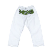 Load image into Gallery viewer, Kids DAY28 Sub Hunter - White