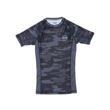 Load image into Gallery viewer, Kids Sub Hunter Rash Guard - Black